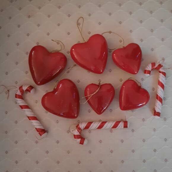 23 RED Ornaments & Two Furry Velvet Plaid Traditional Christmas Stockings - Picture 7 of 7